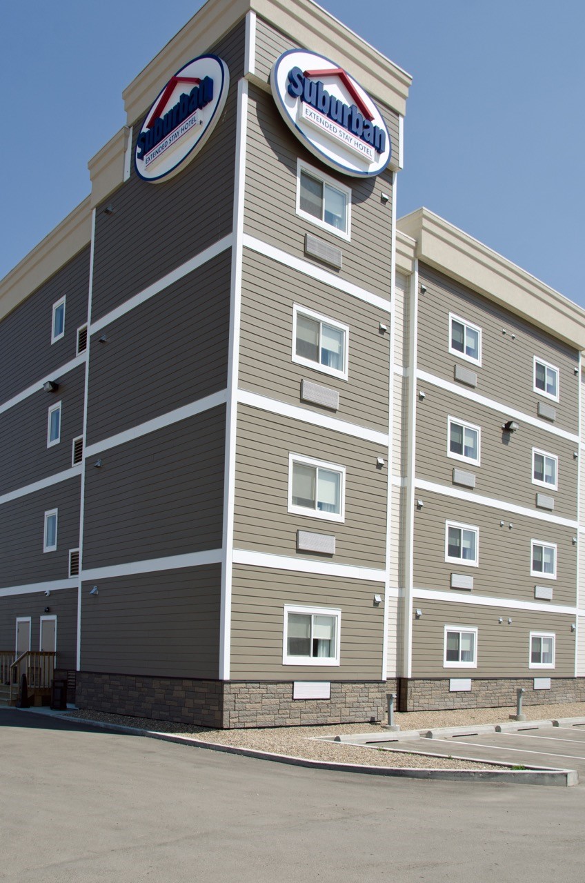 Kindersley Hotel